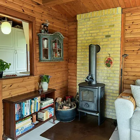 Hébergement de vacances Log Within Walking Distance Of The *
